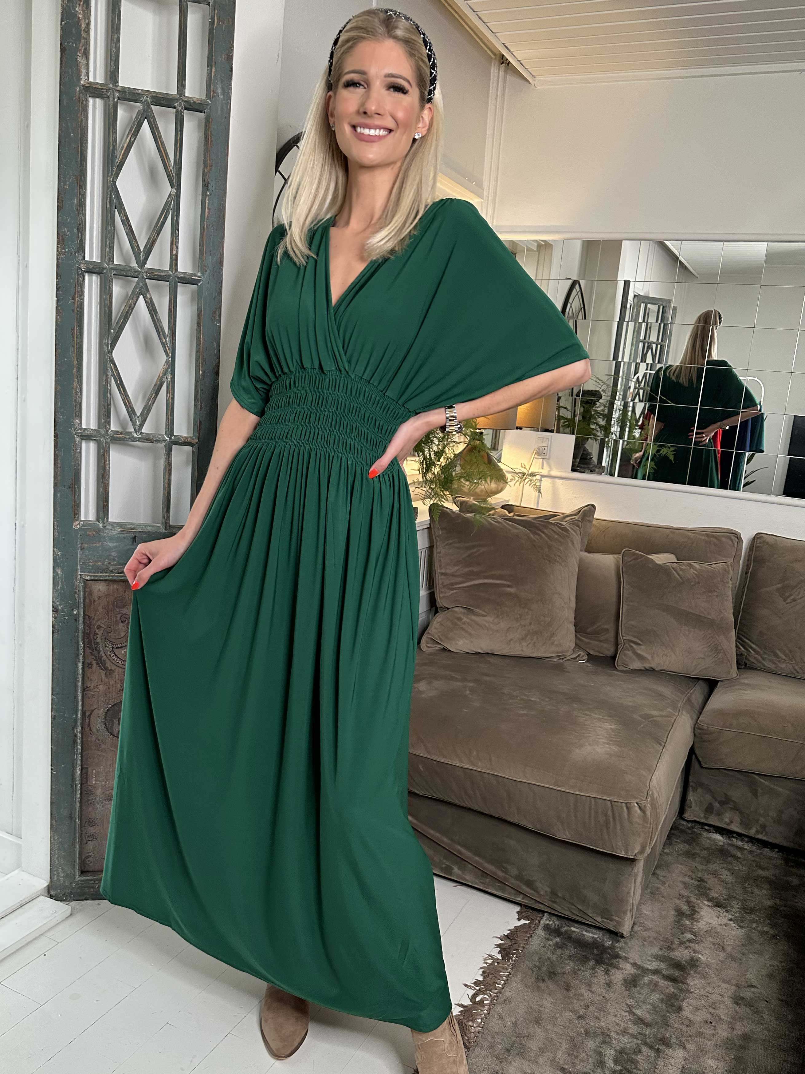 Pams Plain - Elastisk kjole med smock